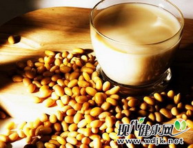 哪些食物搭配豆浆喝不得 什么人豆浆喝不得 - 泾阳网