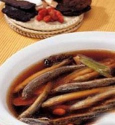 ������ζ������������