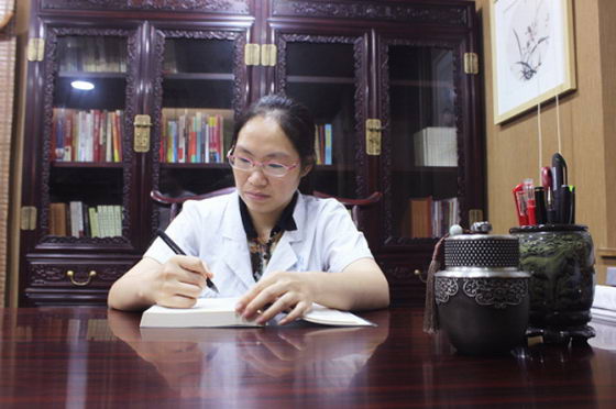 加博士:治疗与关怀,播撒爱与希望