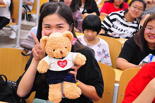 郑州现代妇科医院黑 郑州现代妇科提供义诊服