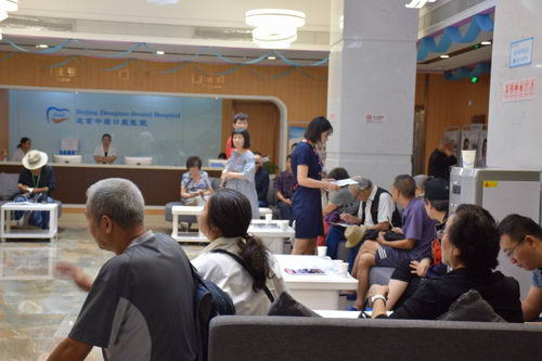 阳春三月迎种牙高峰“立得用”半口全口种牙预约火爆