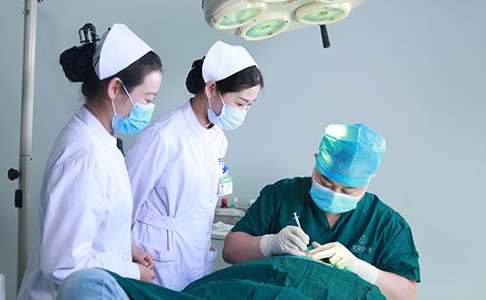 疤痕疙瘩治疗被坑怎么办?2招分辨病例真假防被骗