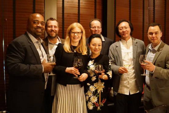 ѣйʱŮԣûʲô赲㣡