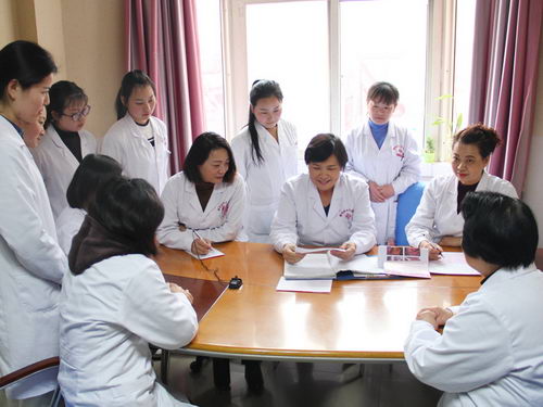 ʵղ飡֣ŮҽԺЯִܻ2018ҽԮ