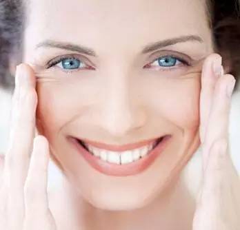 北京杨欣专家:法令纹应该怎么祛除