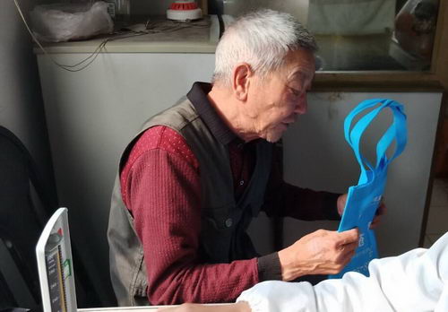 贴心服务进家门——南京肛泰中医医院入户走访送温暖