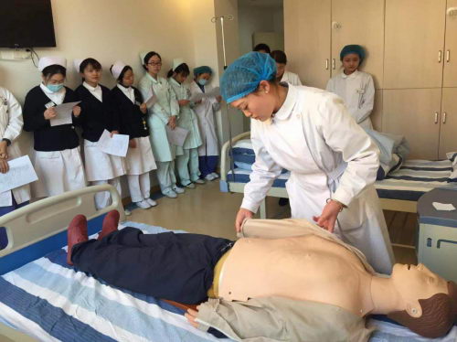 ҽáϷҽ̩سҽԺչķθսѧѵ