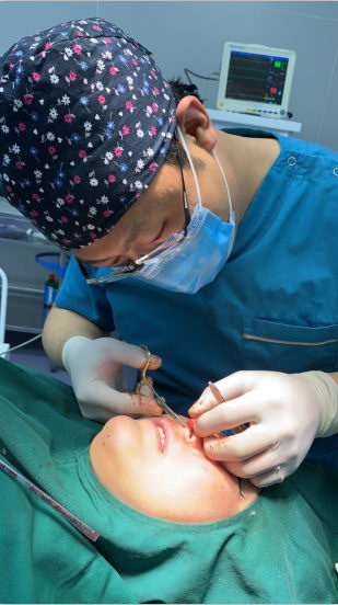 程志伟医生 用专业的技术圆你美丽梦想