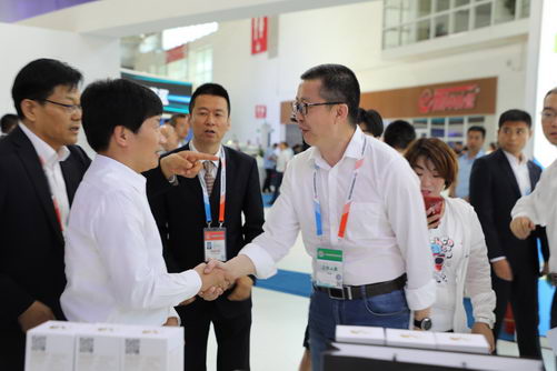 2019京交会新亮点 中视优俏货健康小屋与澳洲Inessa签约1亿元