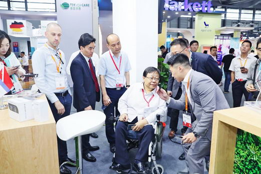 ɫ˹Ӿ˾OrCamϺϲᣬƼҵ