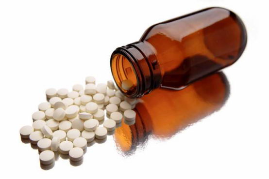 高血脂有什么危害?吃瑞舒伐他汀钙片可以吗?