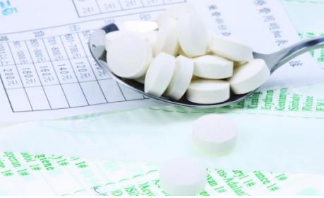 高血脂患者吃什么药最好,瑞舒伐他汀钙片选国产还是进口