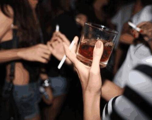 前列腺肥大是怎么造成的?楚汉正威中医院:不良生活习惯乃“元凶”