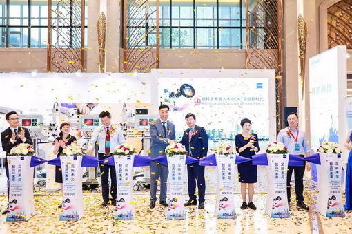 大手笔!同时引进四台术中OCT导航显微镜 普瑞眼科显微手术从此迈入微米精准新时代