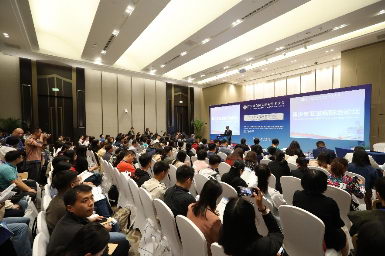 杜蕾斯参与艾滋病学术大会青少年艾滋病防治论坛,携手社会各界推动高校防艾