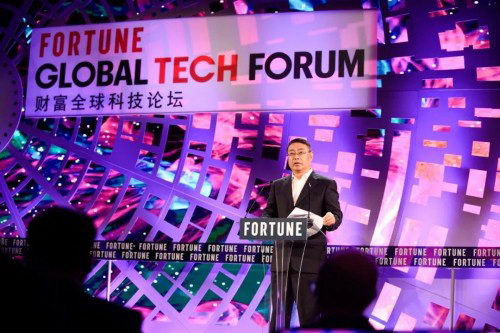 2019《财富》全球科技论坛召开,官方指定礼品广药牌灵芝孢子油引领行业标准