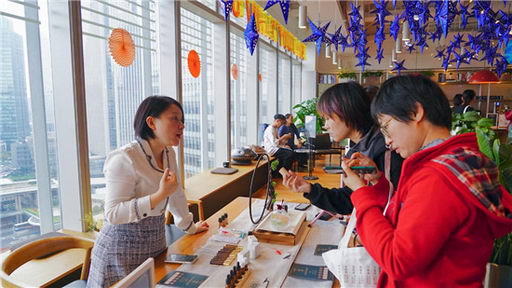 “追梦”中医科普地铁专列首发