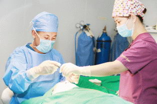 隆鼻不要盲目,适合自己才是关键!贵美汇靳玉彪主任自体肋软骨隆鼻案例