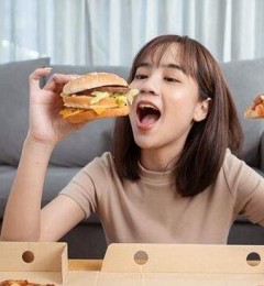 θ�ںò���������� С����ĳЩ���������֣�