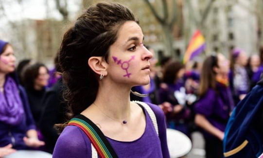 西班牙将允许16岁以上女性自主选择人工流产 