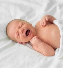 婴幼儿夜间哭闹 安神镇惊推拿手法一觉睡到大天亮