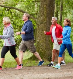 每天健走8000步可降低老年痴呆风险