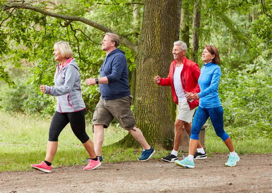 每天健走8000步可降低老年痴呆风险
