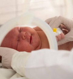 新生儿基因疾病及时筛查 早知道早治疗