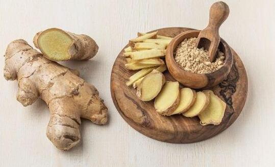 半夜三更咳不停?试试口含生姜片快速纾缓夜咳