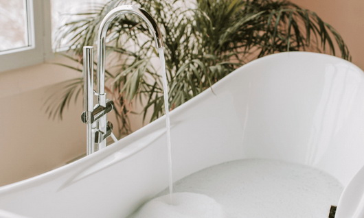 寒流发威!回家不要立刻就冲热水澡 恐有心肌梗塞风险