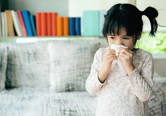 天气变化就过敏?孩子常常打喷嚏、流鼻涕怎么办?